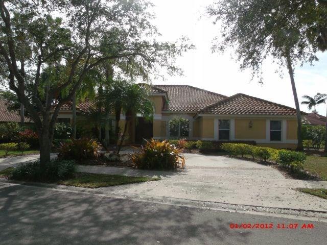 1030 Pine Branch Ct, Weston, FL 33326 - photo 1