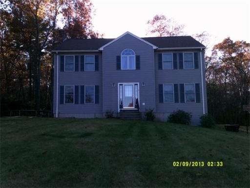 2 Sullivan Blvd, Oxford, MA 01540 - photo 1