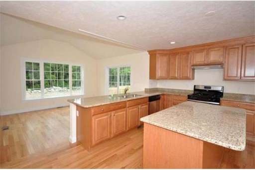 4 Henley Rd unit 2, Acton, MA 01720 - photo 1