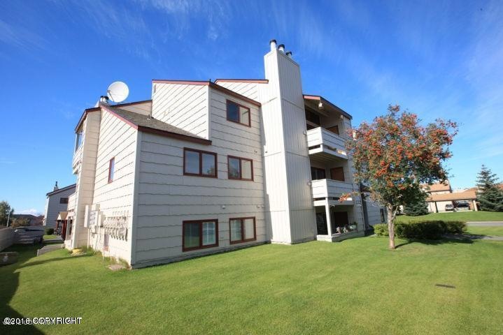2211 Sentry Dr unit B12, Anchorage, AK 99507 - photo 1
