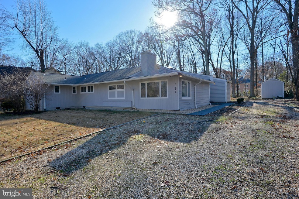 8925 Littleton St, Fairfax, VA 22032 - photo 1