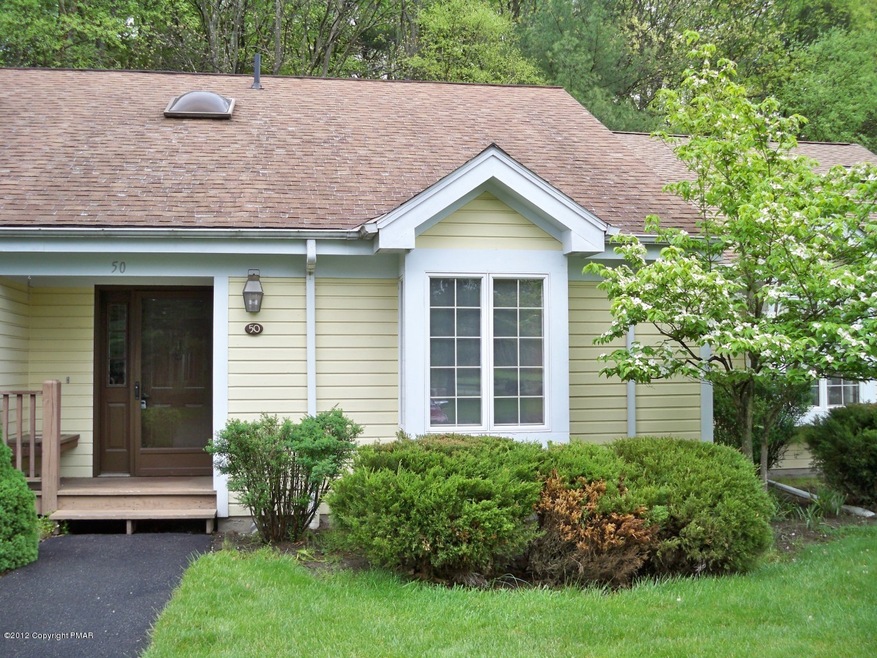 50 Village Dr unit 22, Stroudsburg, PA 18360 - photo 1