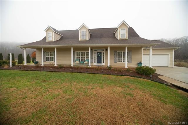 121 W Morrison Creek Rd, Statesville, NC 28625 - photo 1