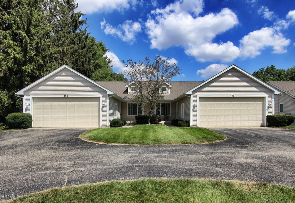 475477 76th St SE Grand Rapids-large-002