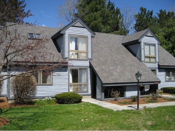 111 Lakeland Dr unit LLV 2B, Hartford, VT 05001 - photo 1