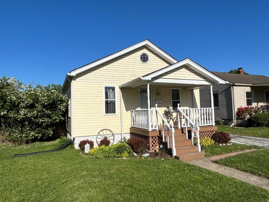 133 N Dwiggins St, Griffith, IN 46319 - photo 1