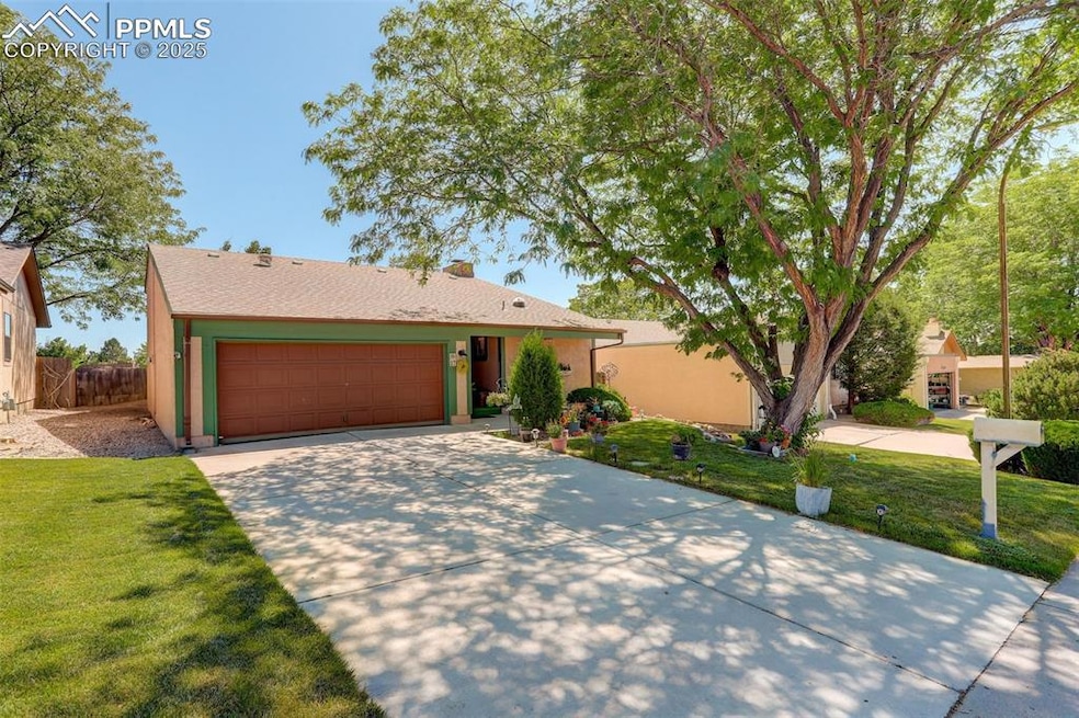 27 Terrace Dr, Pueblo, CO 81001 - photo 1