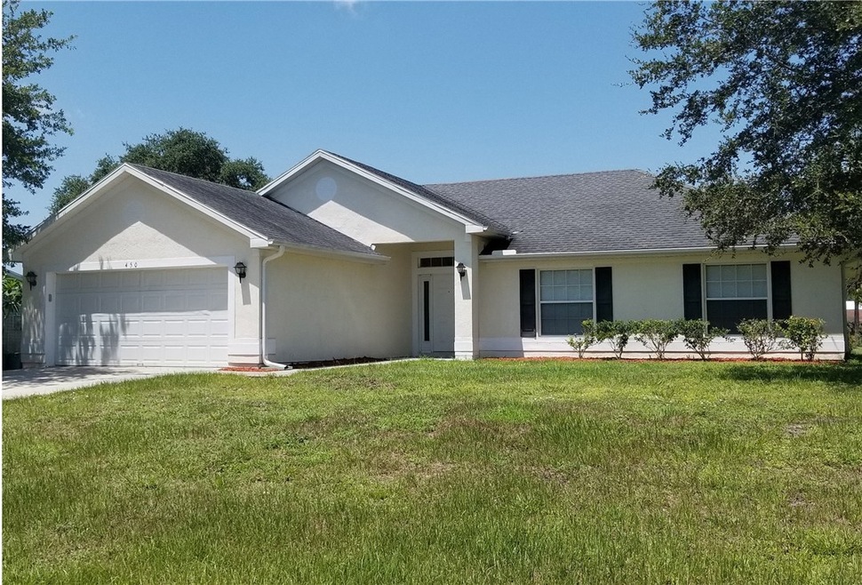 450 Fleming St, Sebastian, FL 32958 - photo 1