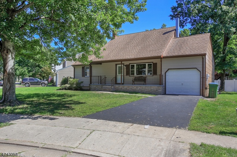 12 Tived Ln, Edison, NJ 08837 - photo 1