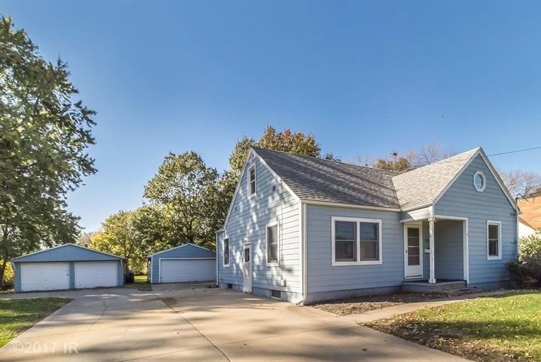 3524 54th St, Des Moines, IA 50310 - photo 1