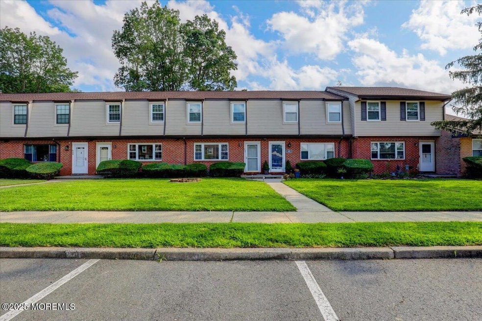 604 Ezara Ct unit 52F, Brick, NJ 08724 - photo 1