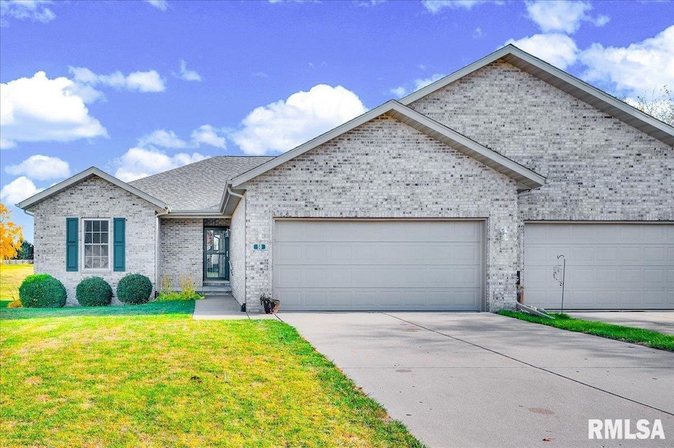 50 Brooke Cir unit 50, Morton, IL 61550 - photo 1