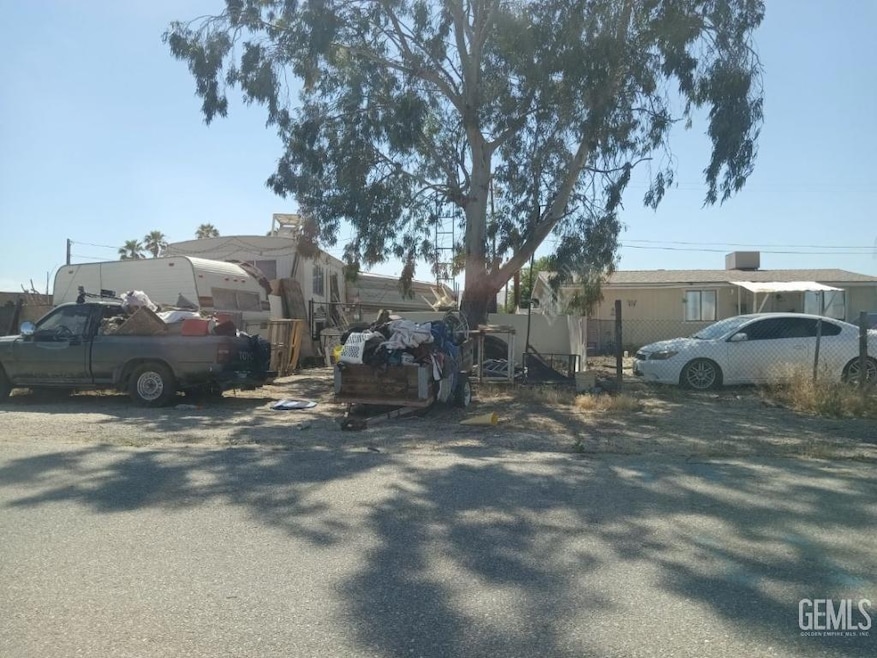 919 Madera St, Maricopa, CA 93252 - photo 1