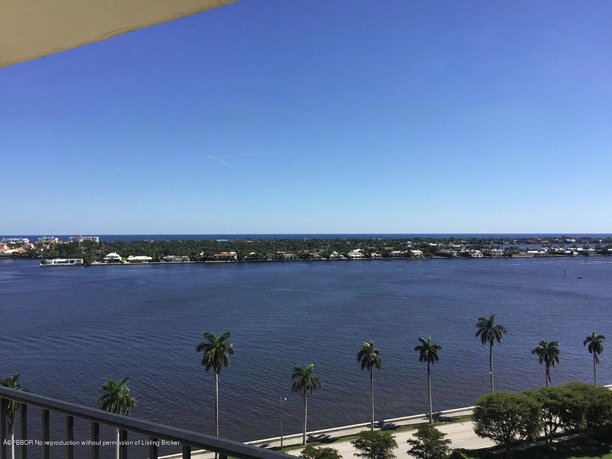 01 Balcony View