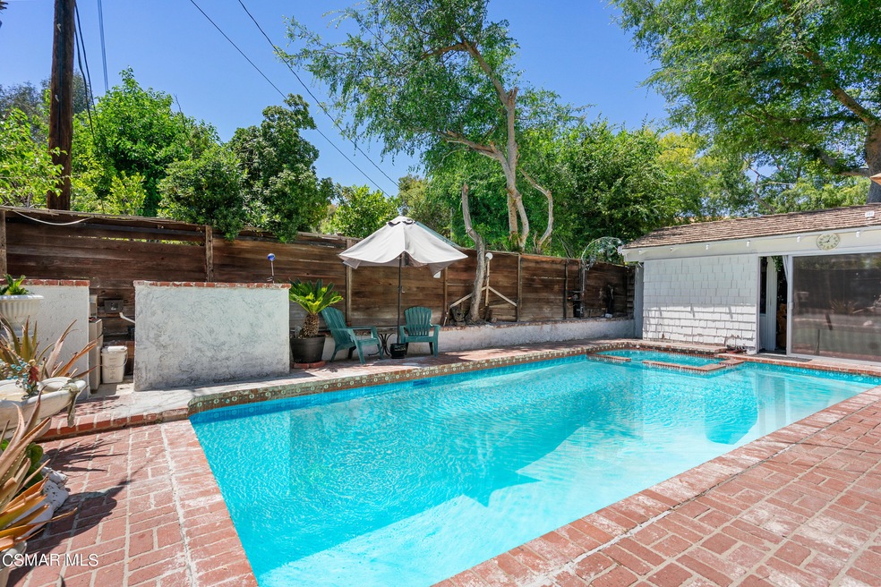 4955 San Feliciano Dr, Woodland Hills, CA 91364 - photo 1