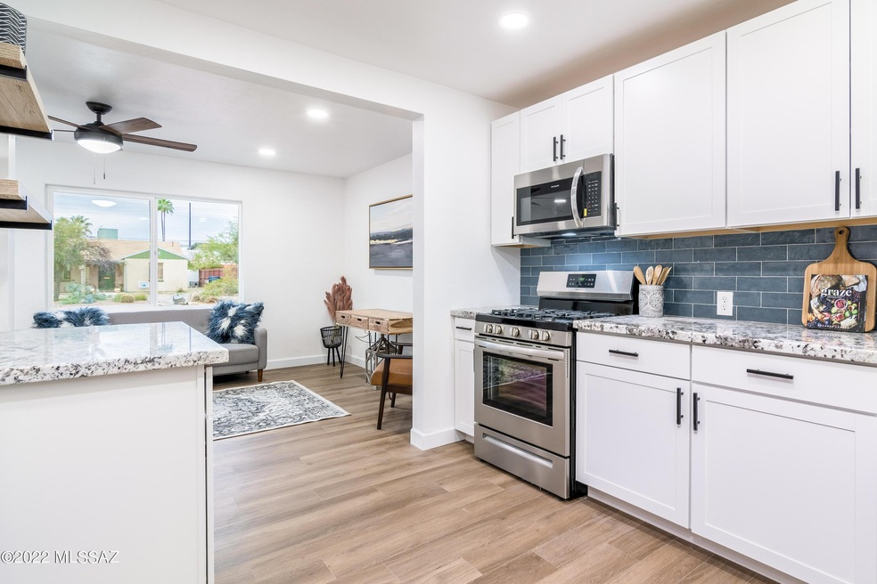 4337 E Whitman St - MLS Images-12