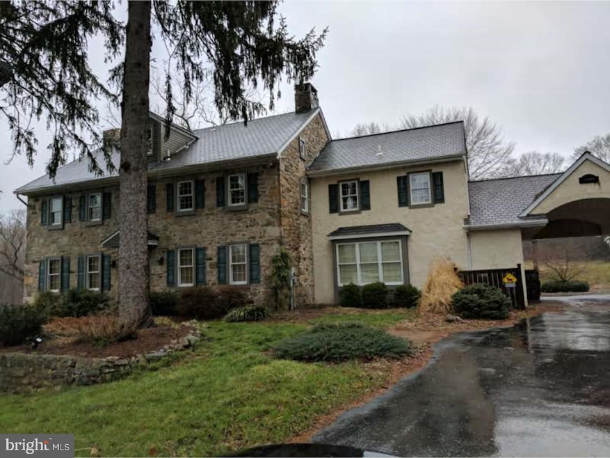 6781 Vera Cruz Rd S, Zionsville, PA 18092 - photo 1