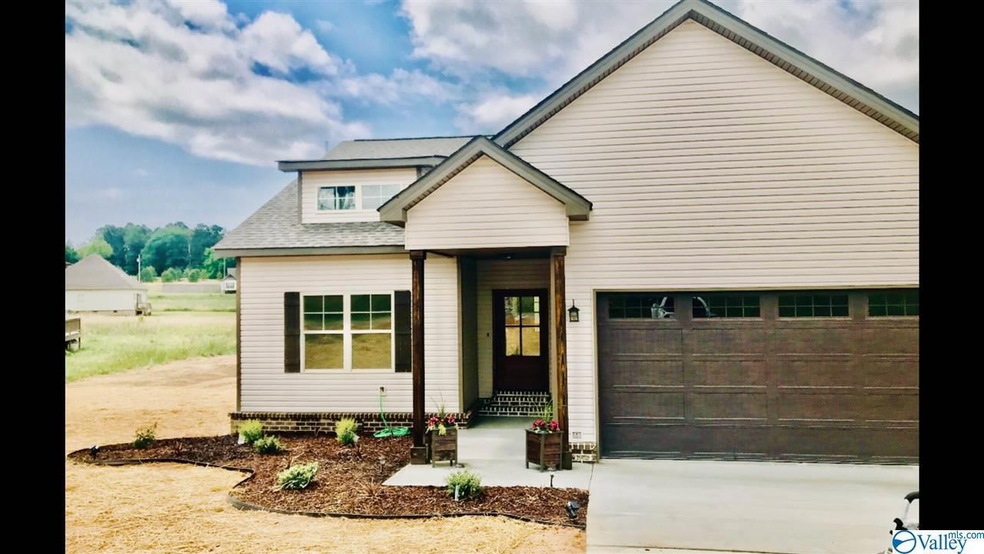 205 Rustic Trace, Grant, AL 35747 - photo 1