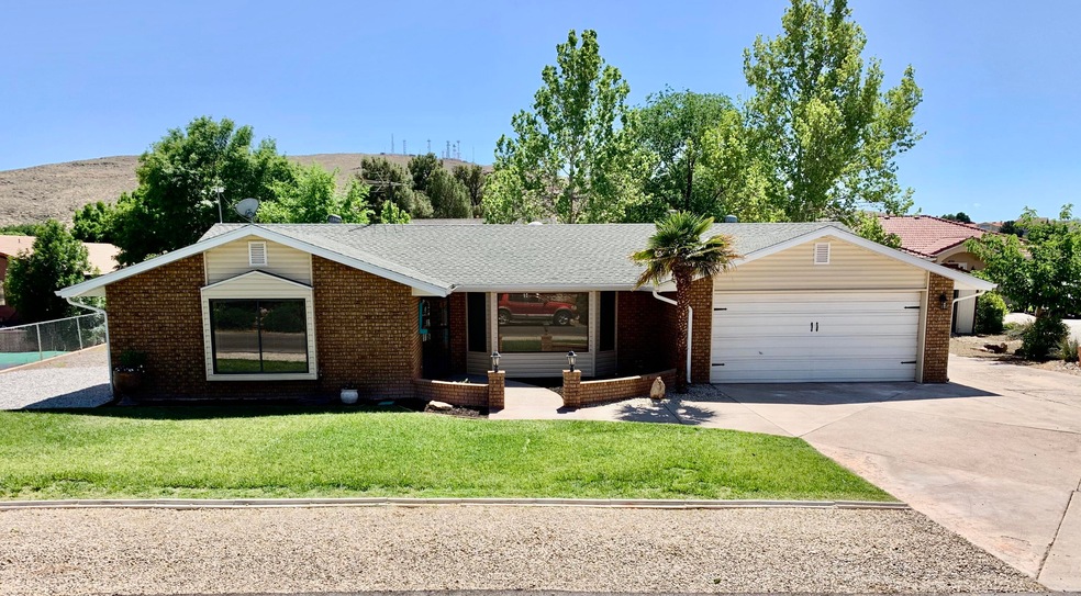 880 Mckinley Way, Saint George, UT 84790 - photo 1