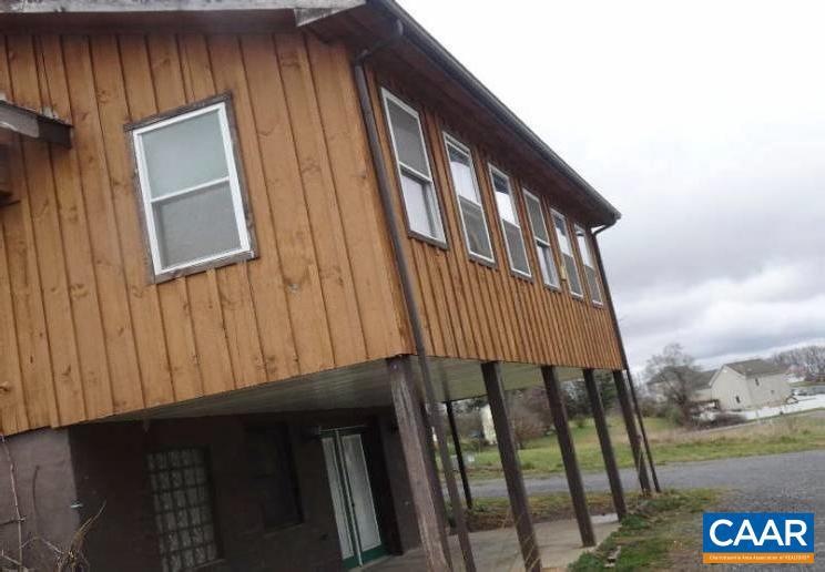 866 New Hope Rd, Staunton, VA 24401 - photo 1