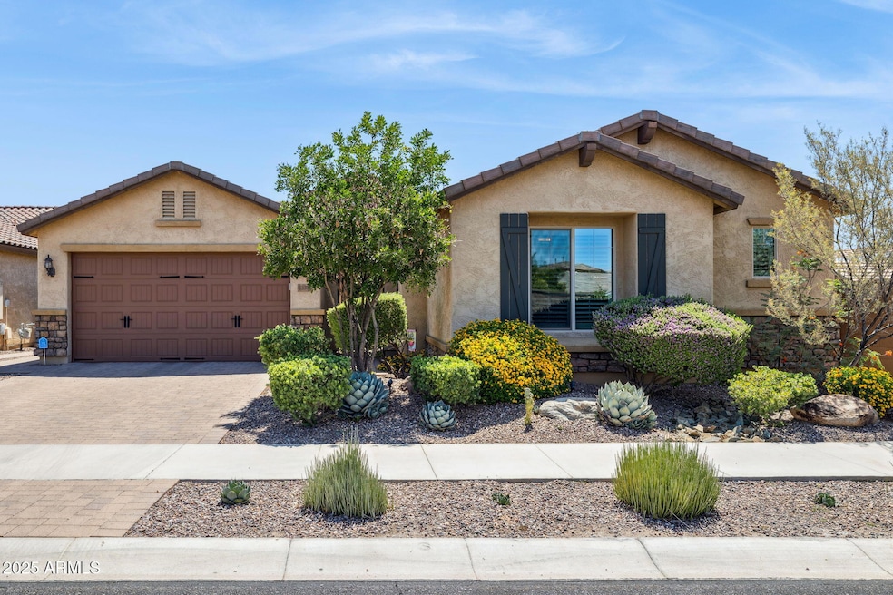 2-web-or-mls-33305-n-26th-ave