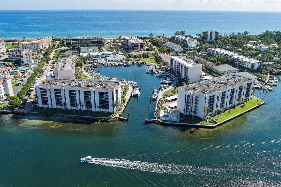 The Yacht & Racquet Club unit 603-G, Boca Raton, FL 33431 - photo 1