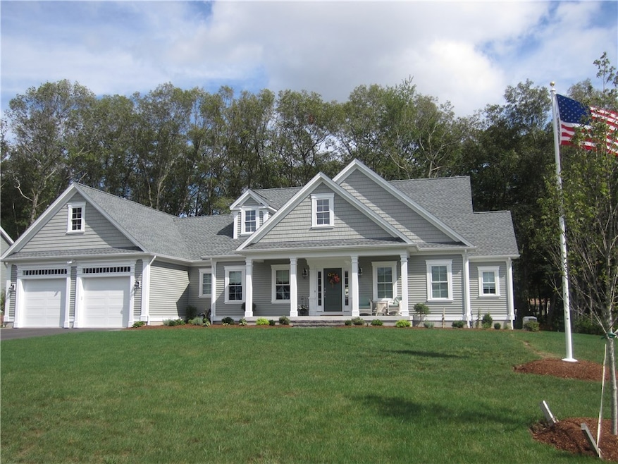 4 Stone Post Way, Smithfield, RI 02828 - photo 1