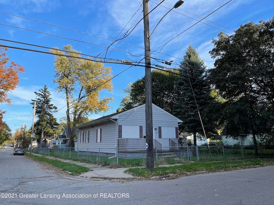 1001 S Holmes St, Lansing, MI 48912 - photo 1