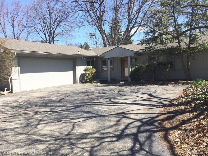 6973 Lahser Rd, Bloomfield Hills, MI 48301 - photo 1