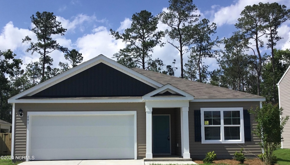 601 Draymore Dr NE, Leland, NC 28451 - photo 1