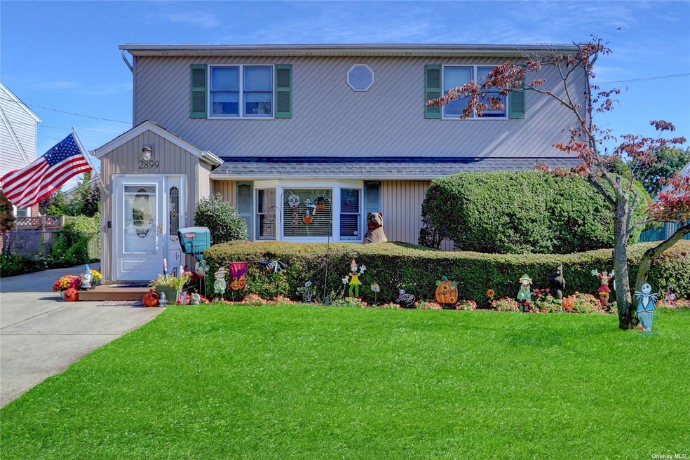 2899 Fortesque Ave, Oceanside, NY 11572 - photo 1