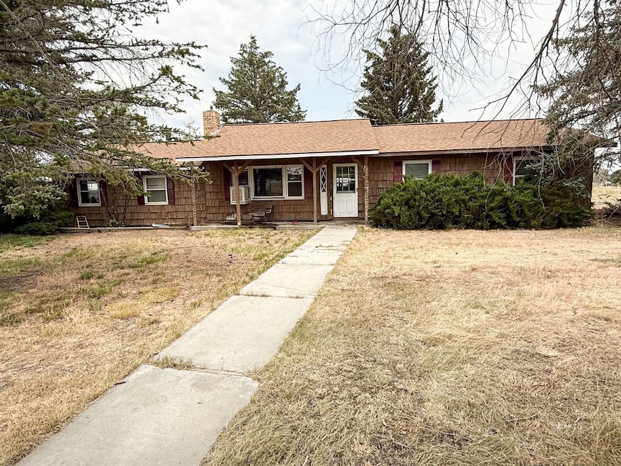 Pending $385,000