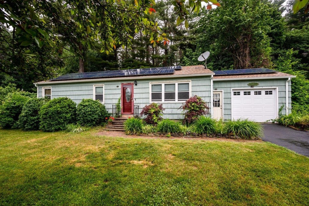 11 Strafford Rd, Dover, NH 03820 - photo 1