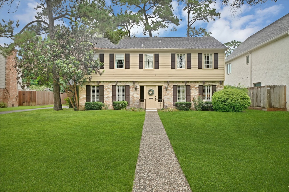 13910 Pinerock Ln, Houston, TX 77079 - photo 1