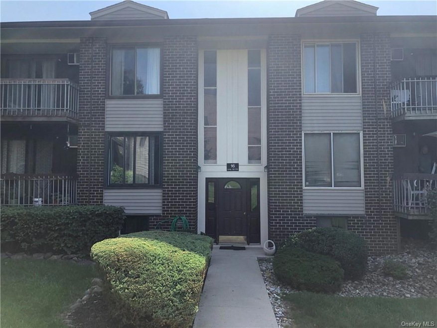 162 Country Club Ln, Pomona, NY 10970 - photo 1