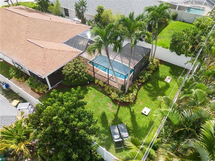 Your next piece of Paradise :  500 Block! RARE Bon