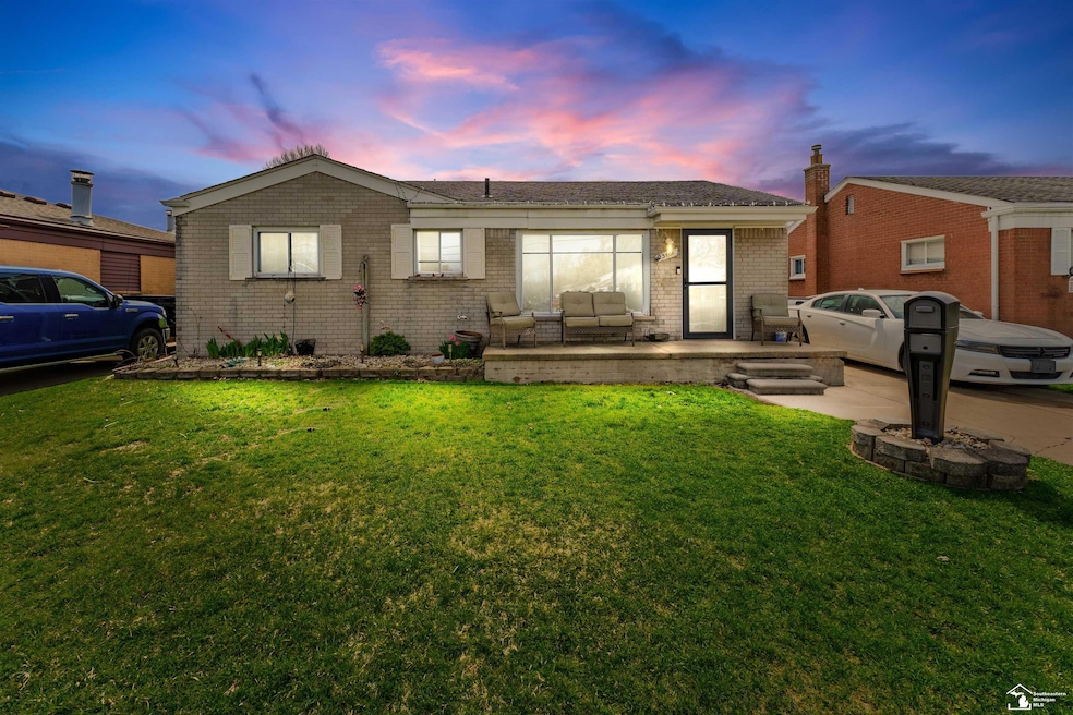 Pending $255,000 • Co-Listing Agent