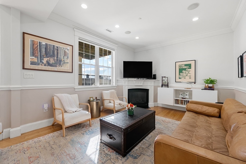 236 Bunker Hill St unit 3, Charlestown, MA 02129 - photo 1