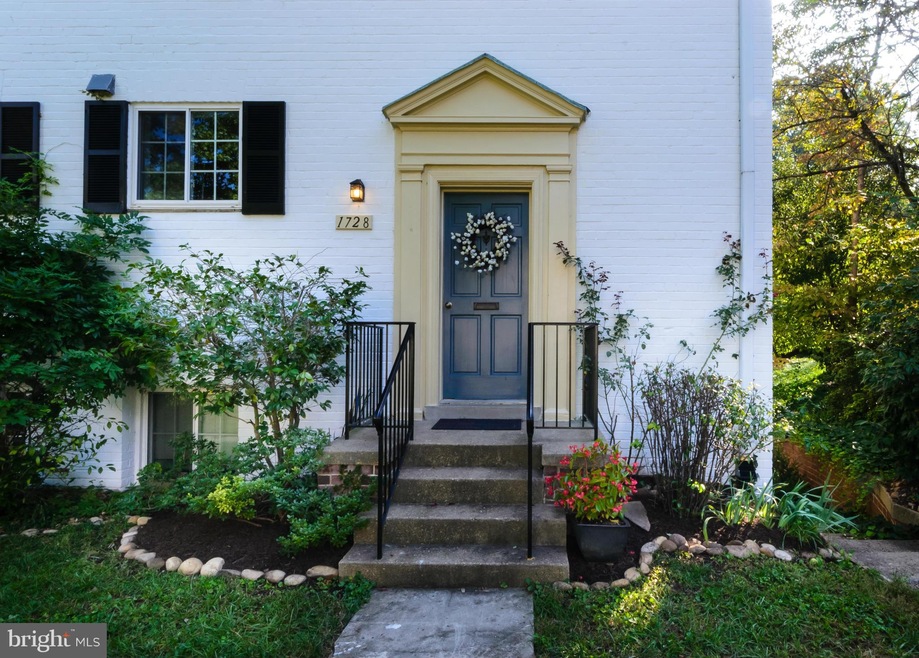 1728 Preston Rd unit 817, Alexandria, VA 22302 - photo 1