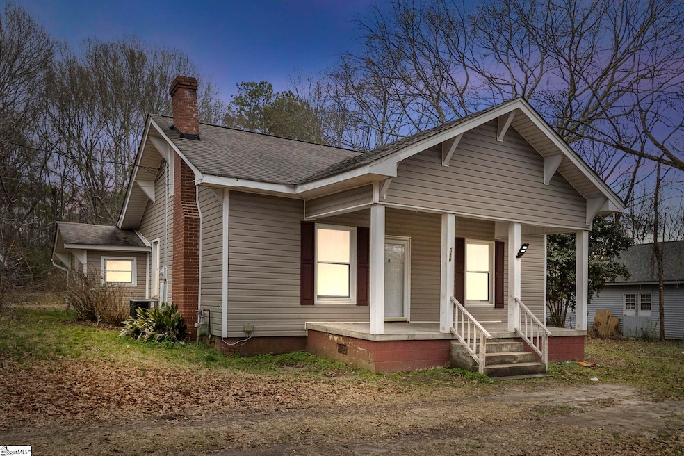 516 Carolina Dr, Liberty, SC 29657 - photo 1