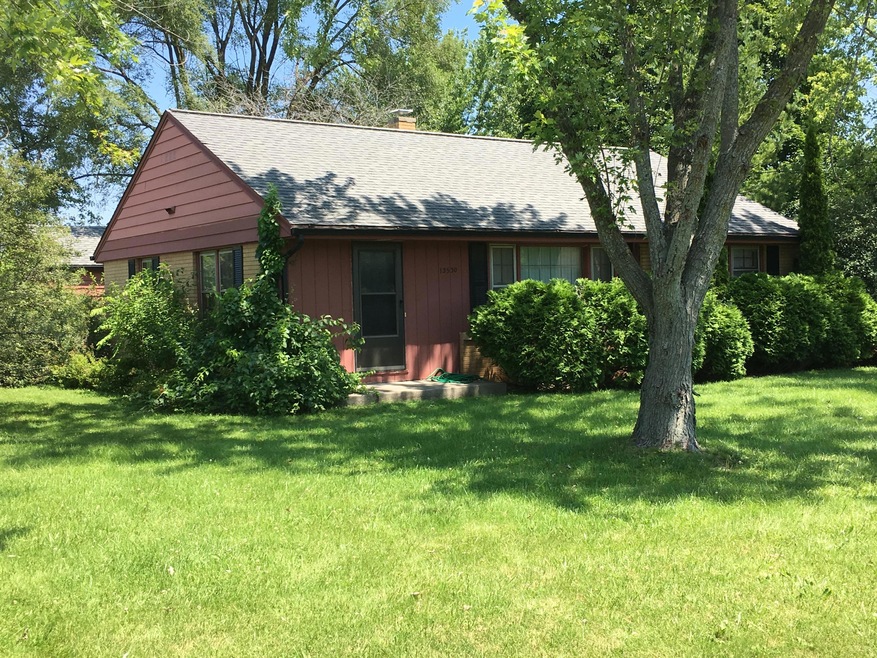 13530 Courtland Ave, Brookfield, WI 53005 - photo 1