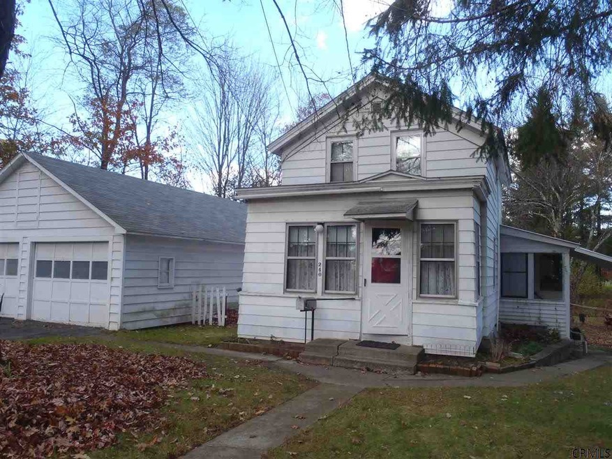 240 Fairground Ave, Ballston Spa, NY 12020 - photo 1