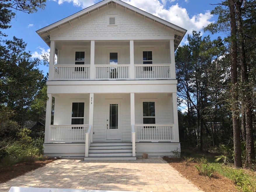258 Grande Pointe