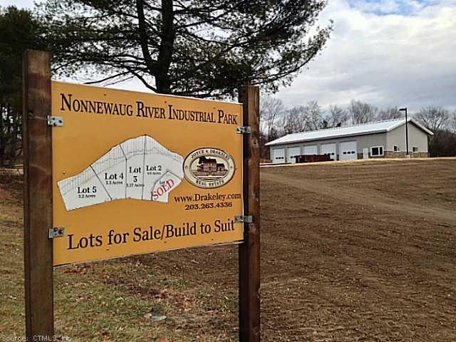 446 Main St N, Woodbury, CT 06798 - photo 1