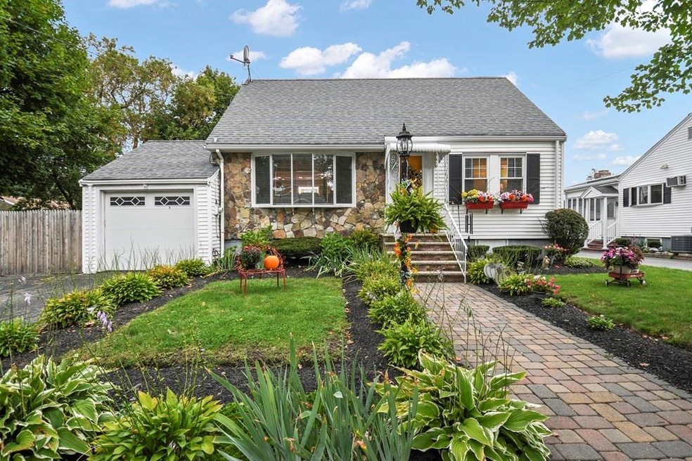 2 Elmwood Ave, Saugus, MA 01906 - photo 1