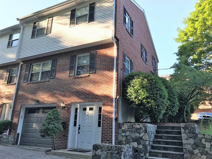 15 Manning Rd unit 1, Waltham, MA 02452 - photo 1