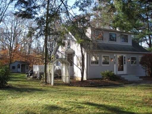 94 Woolworth St, Longmeadow, MA 01106 - photo 1