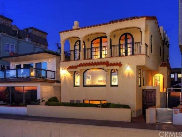 Night or day, the house is a dream.