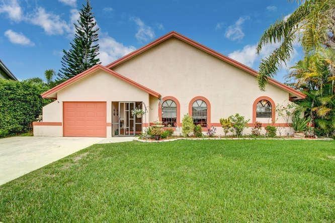 22682 Pickerel Cir, Boca Raton, FL 33428 - photo 1