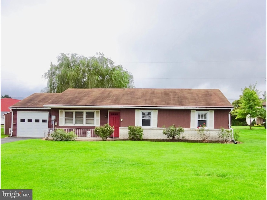 430 Good Ave, Womelsdorf, PA 19567 - photo 1